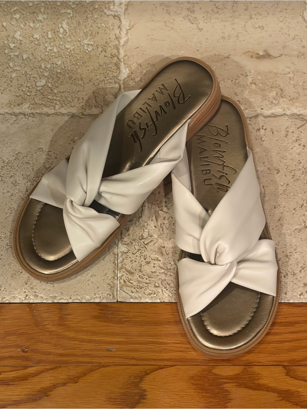 Blowfish Malibu White Knot Slide Sandals